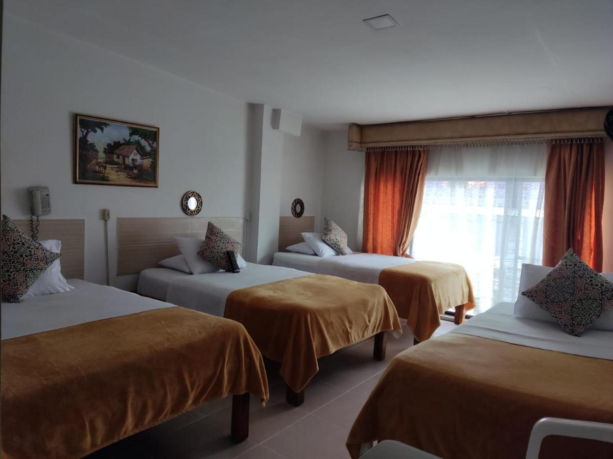 Hotel Mirador Plaza Pereira Exterior photo